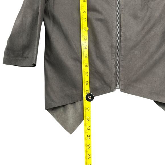 My Tribe Gray‎ Leather Asymmetrical Hem Peplum 3/4 Sleeve Zip Jacket Medium - Picture 9 of 9